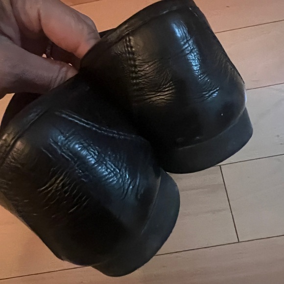 CHANEL 2018 CC Logo Loafers Size 38.5 - Picture 4 of 10